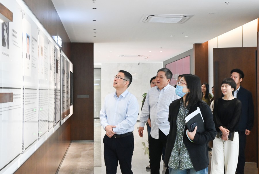 1713764354824919C535.jpg DSC_74103.jpg